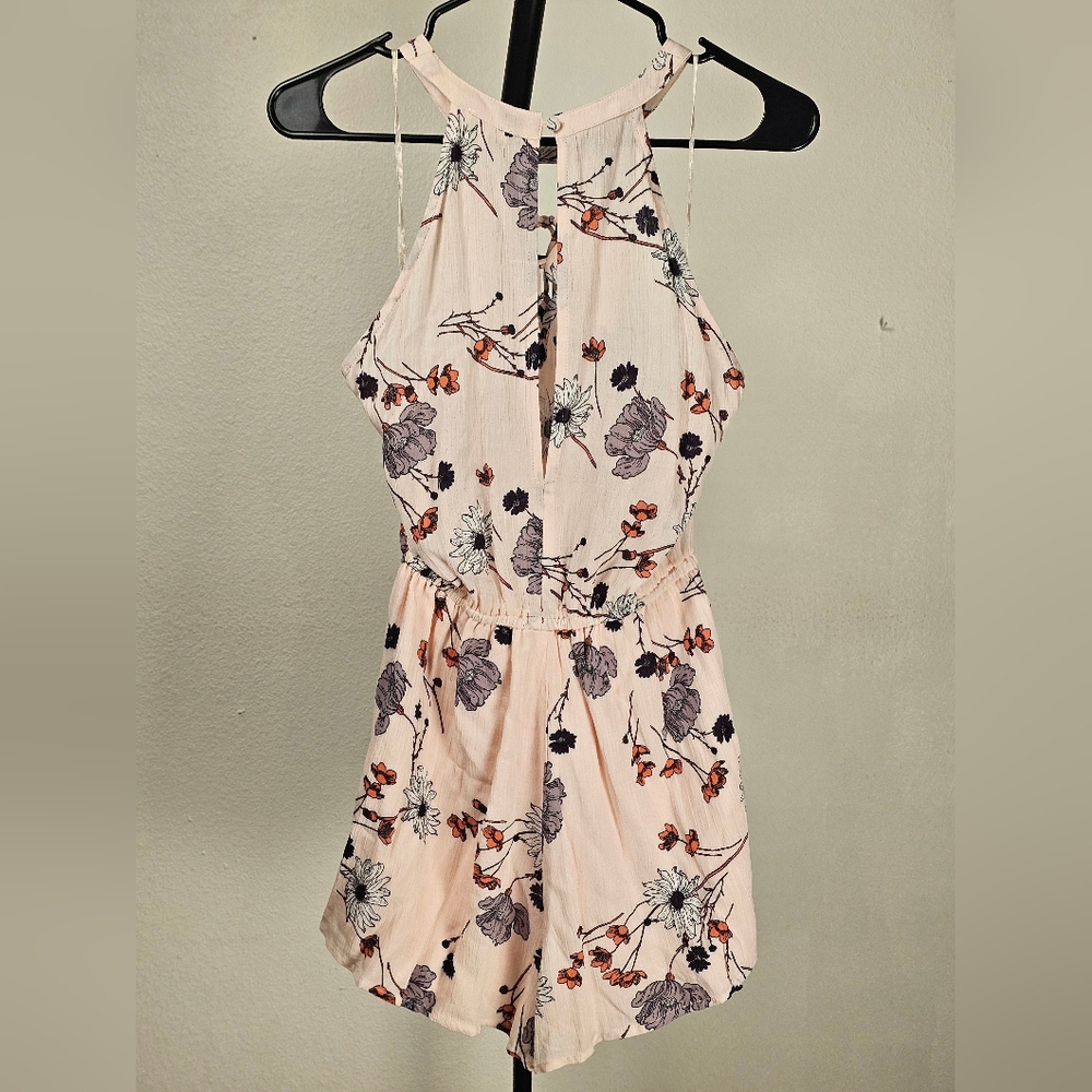 Women's dress